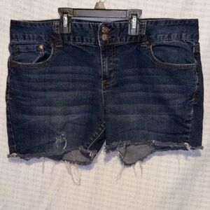 Maurices cut off jean shorts